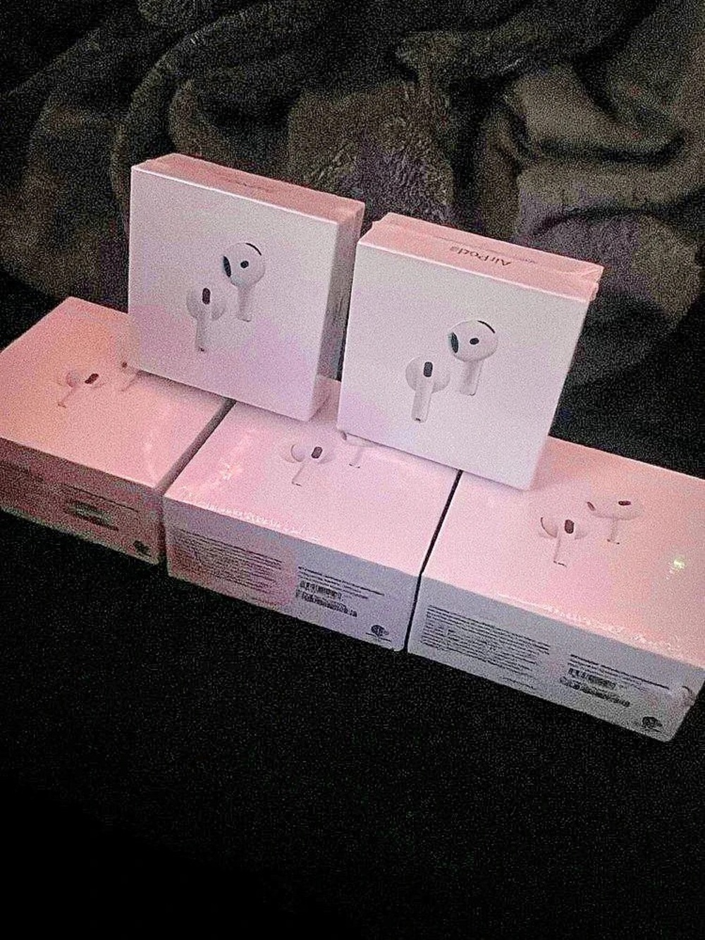 Apple AirPods Pro (2nd generation) ) Wireless Earbuds NWT